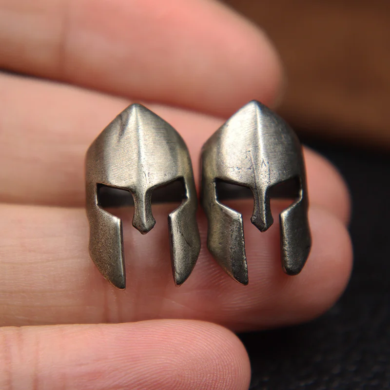Retro Brass Spartan Warrior Helmet Knife Beads Lanyard Hangings Jewelry DIY Paracord EDC Outdoor Carabiner Pendants Accessories
