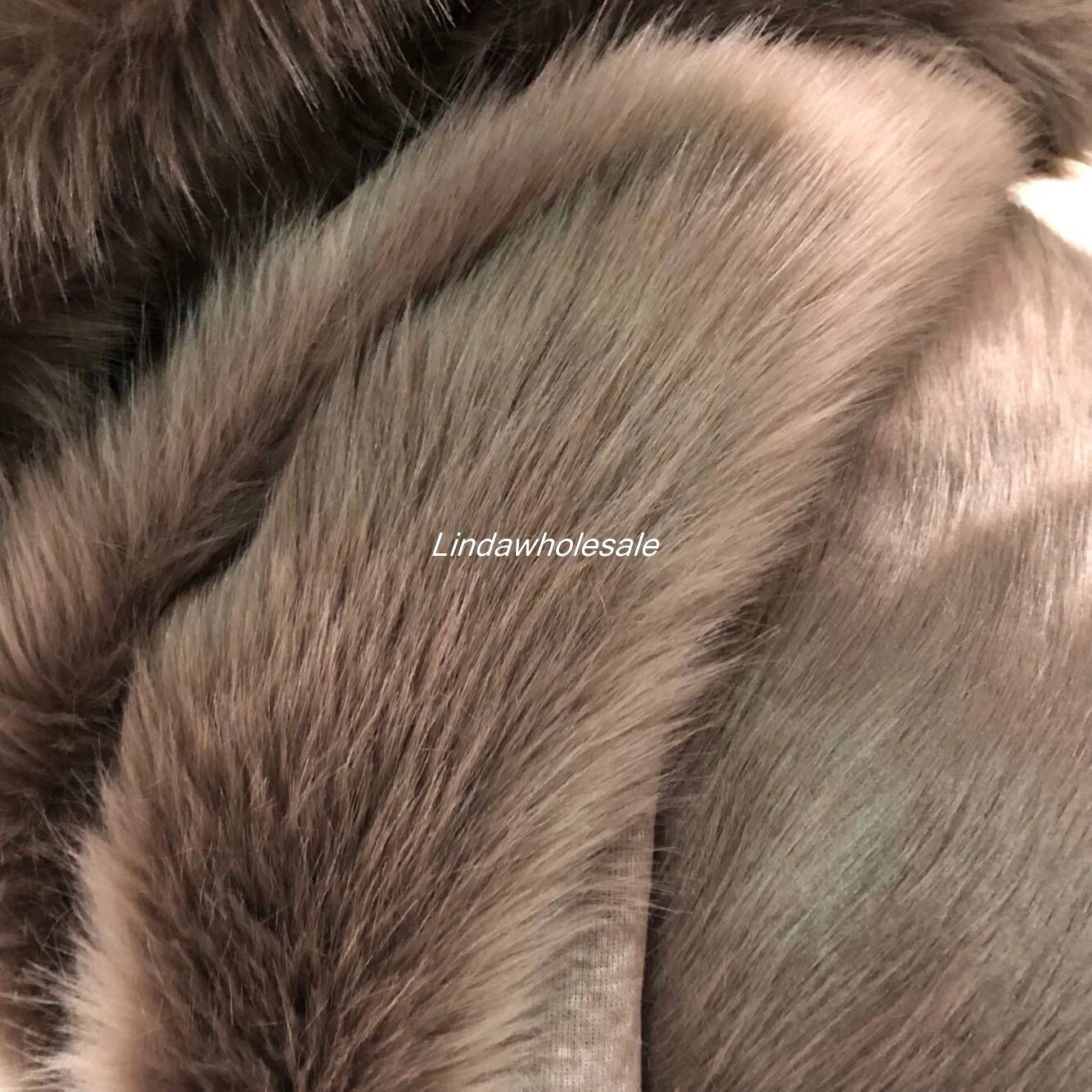 Wholsale imitation fox plush fur,felt cloth,cloth counter carpet material,faux fur fabric,sewing accessories
