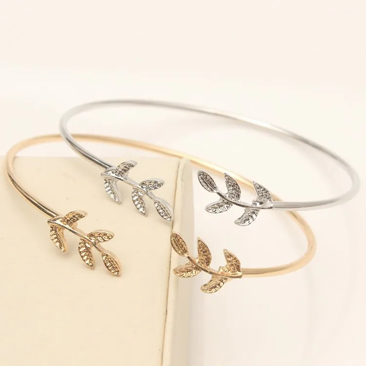 Fashion Chain Love Pearl Double Bracelet Temperament Peach Heart Pendant Bracelet Female College Student Jewelry Pulsera