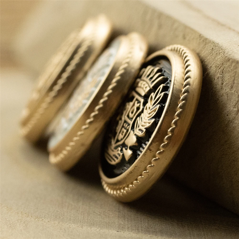 10pcs British College Style Suit Buttons Crown Pattern Golden Coat Jacket Buttons Sewing Accessories Handmade DIY Shirt Buttons