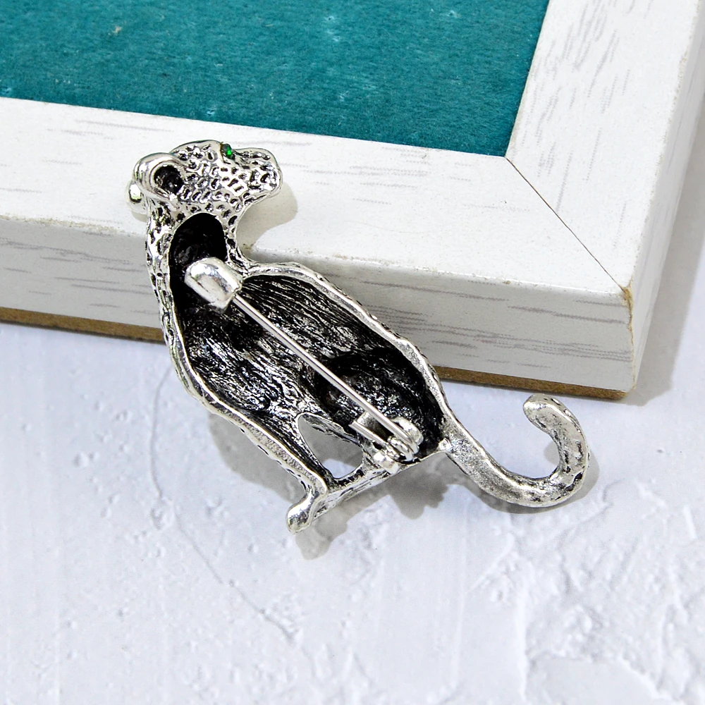 CINDY XIANG Leopard Brooch Pin Animal Jewelry Winter Coat Dress Party Accessories Gift