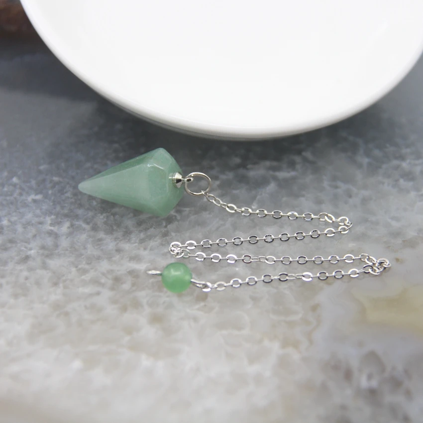 Natural Quartz Reiki Healing Pendulum,for Dowsing Spiritual Divination Cone Crystal Quartz Pendulos Small Size Necklace Jewelry