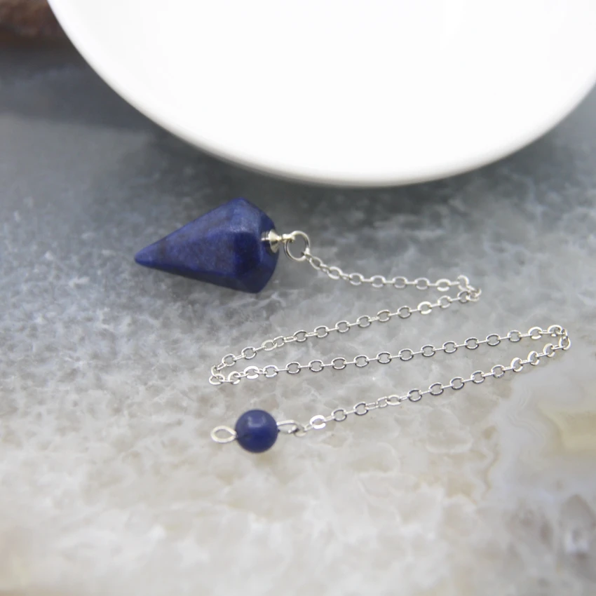 Natural Quartz Reiki Healing Pendulum,for Dowsing Spiritual Divination Cone Crystal Quartz Pendulos Small Size Necklace Jewelry