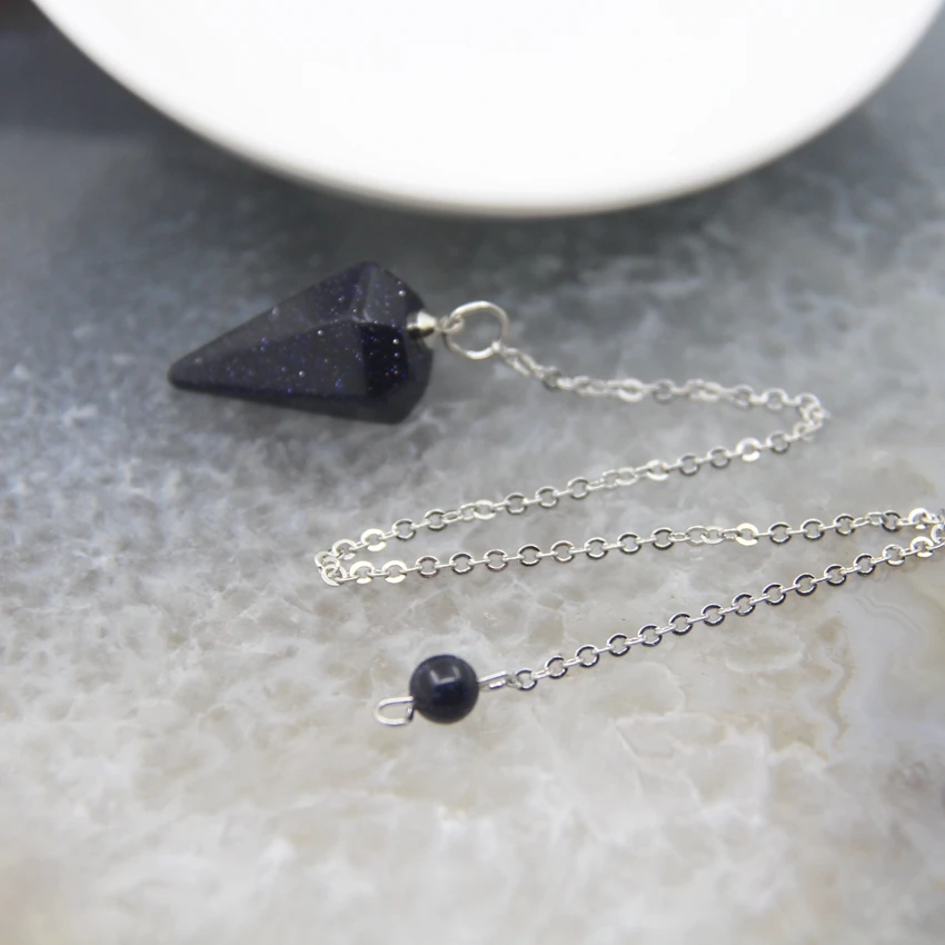 Natural Quartz Reiki Healing Pendulum,for Dowsing Spiritual Divination Cone Crystal Quartz Pendulos Small Size Necklace Jewelry