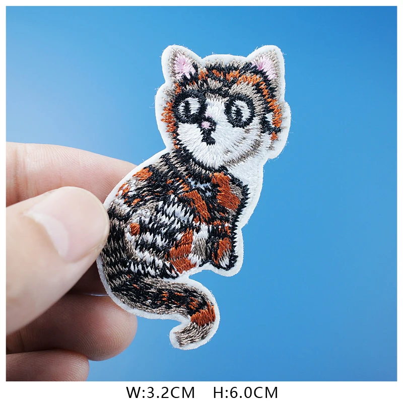 Cat Fashion DIY Patches Cute Animal Embroidery For T-Shirt Iron On Child Kids Appliques Clothes Jeans Stickers Badges Dog