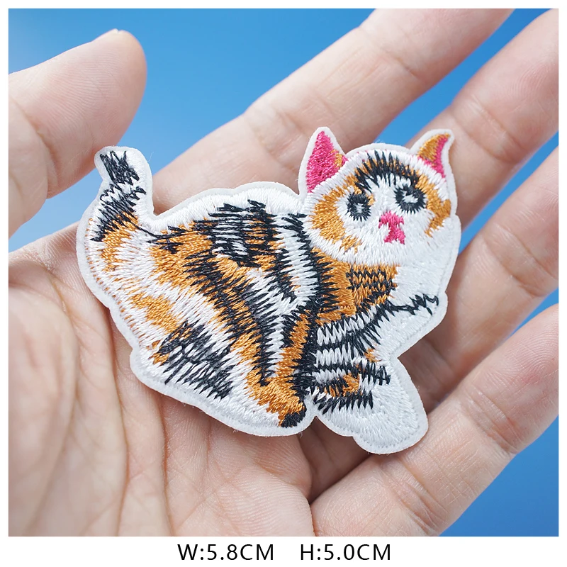 Cat Fashion DIY Patches Cute Animal Embroidery For T-Shirt Iron On Child Kids Appliques Clothes Jeans Stickers Badges Dog