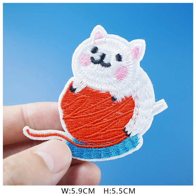 Cat Fashion DIY Patches Cute Animal Embroidery For T-Shirt Iron On Child Kids Appliques Clothes Jeans Stickers Badges Dog