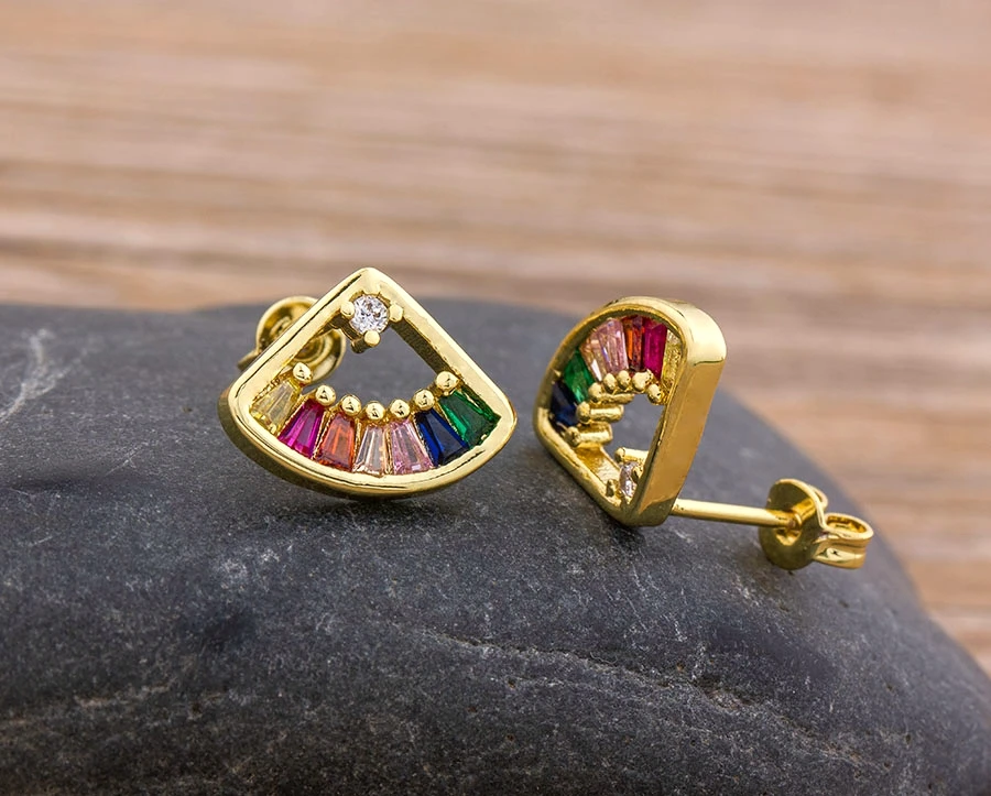 Fashion Female Luxury Crystal Round Stud Earrings Vintage Gold Color Wedding Party Jewelry Copper Zircon Crystal Stone Earrings