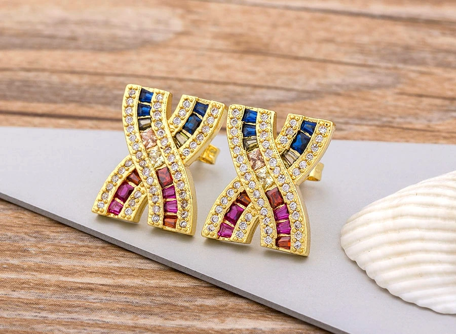 Fashion Female Luxury Crystal Round Stud Earrings Vintage Gold Color Wedding Party Jewelry Copper Zircon Crystal Stone Earrings