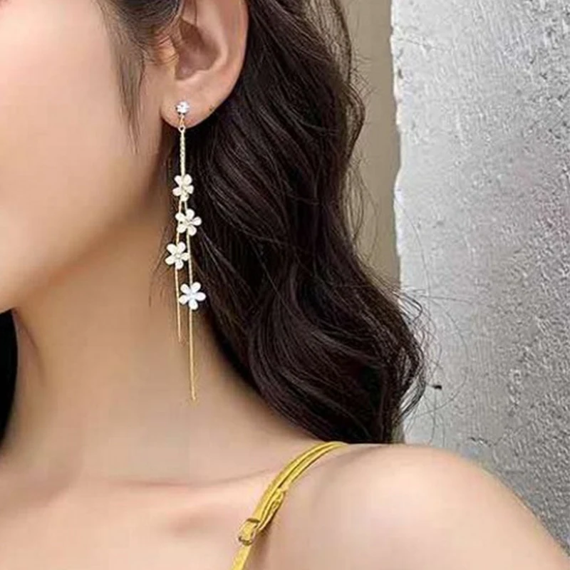 New Korean Style Red Flowers Temperament Statement Earrings for Women Elegant Long Tassel Drop Earrings Wedding Party Jewelry