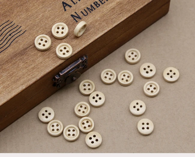 100pcs/lot Size:10mm (0.40') Natural Color Wooden Button for Sewing Wood Buttons Scrapbooking (SS-5008)