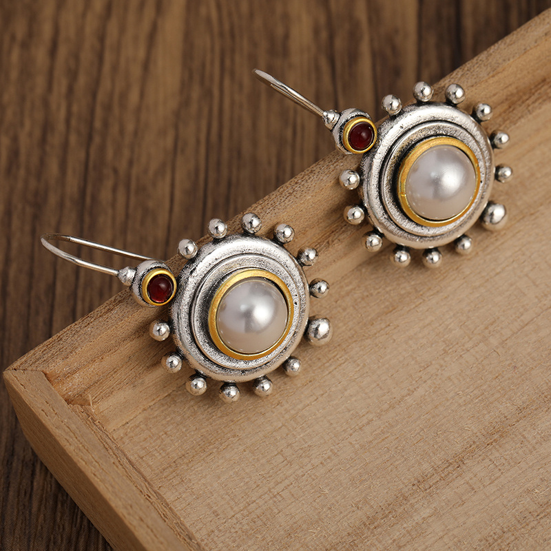 Vintage Palace Baroque Pearl Earrings Temperament Earrings Classical Elegant Drop Hook Earrings 925 Silver Needle Earrings