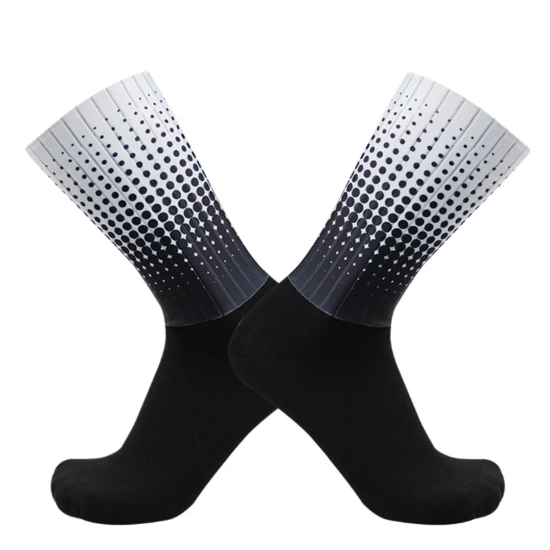 New Style Polka Dot Summer Sports Cycling Socks Non-slip Silicone Pro Outdoor Racing Bike Socks Calcetines Ciclismo