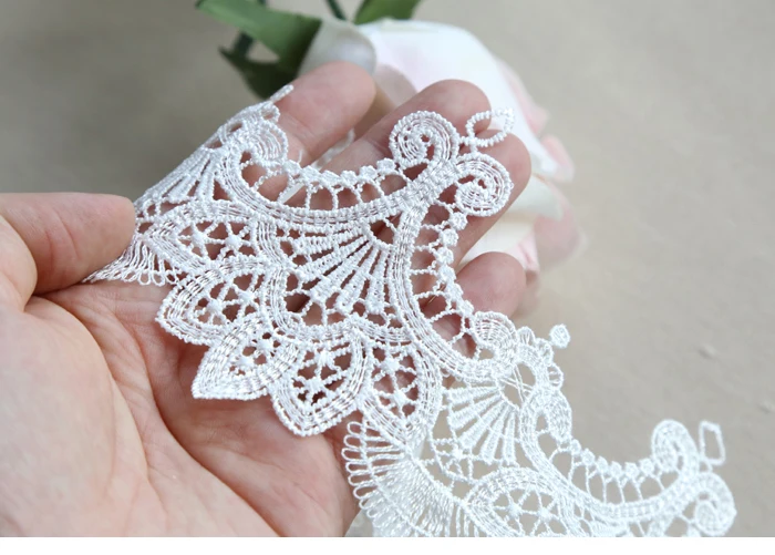 Width:8.1cm (3.24") Fashion Flower Polyester Silk Lace Embroidery Laces Fabric Clothing Decoration Accessories(SS-2120)