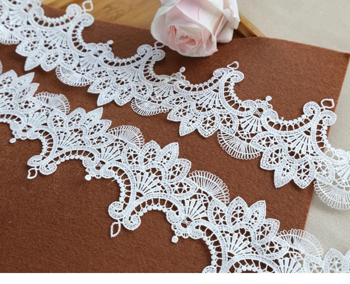 Width:8.1cm (3.24") Fashion Flower Polyester Silk Lace Embroidery Laces Fabric Clothing Decoration Accessories(SS-2120)