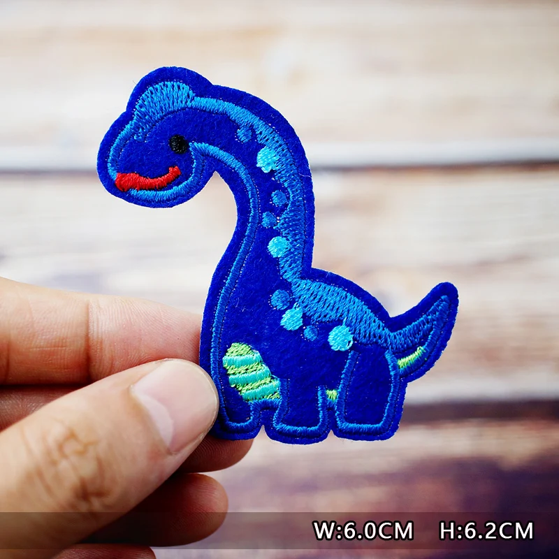 Dinosaur Eye Cat Heart Shoes Patches Embroidery For T-Shirt Iron On Appliques Clothes Jeans Stickers Badges Lightning Hand Beer