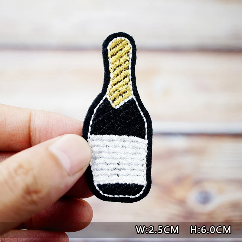 Dinosaur Eye Cat Heart Shoes Patches Embroidery For T-Shirt Iron On Appliques Clothes Jeans Stickers Badges Lightning Hand Beer