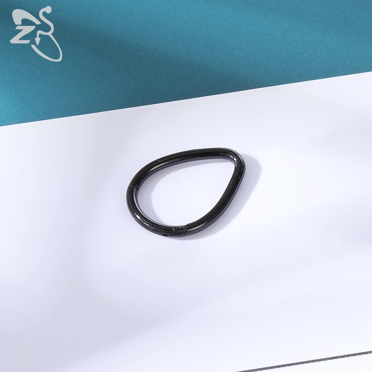 ZS 1 Piece Black Color 316L Stainless Steel Nose Ring For Women Men 8MM Punk Moon Spike Ear Helix Septum Tragus Piercing Jewelry