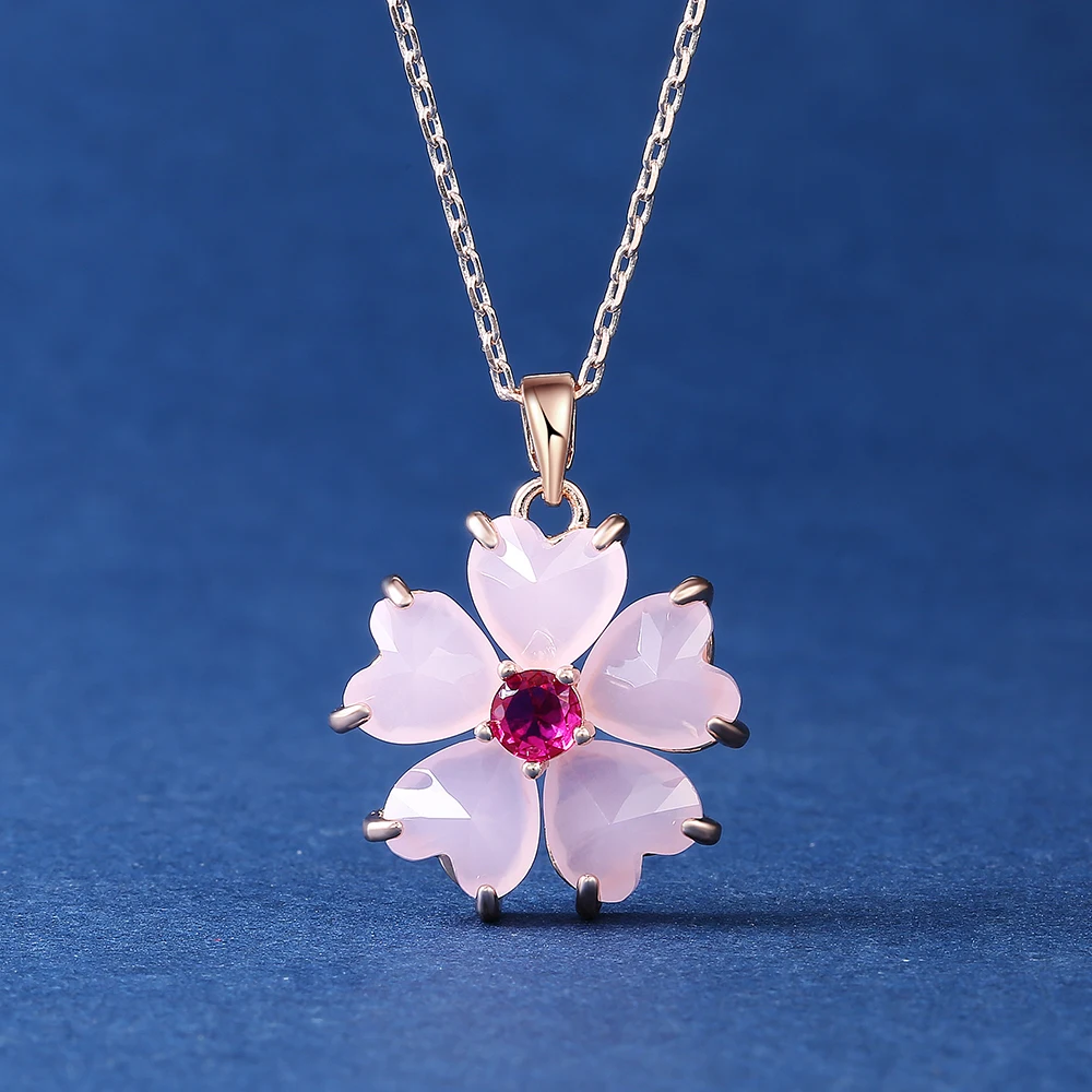 Huitan Fancy Flower Necklace Women Temperament Sweet Chain Neck Female Party Accessories Anniversary Love Gift Fashion Jewelry