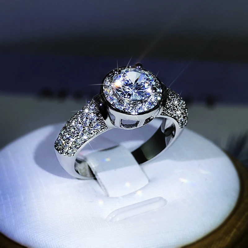 925 Silver Classic Gypsophila Inlaid With Large Zircon White Crystal Ring For Women Party Wedding Engagement Cubic Zirconia Ring