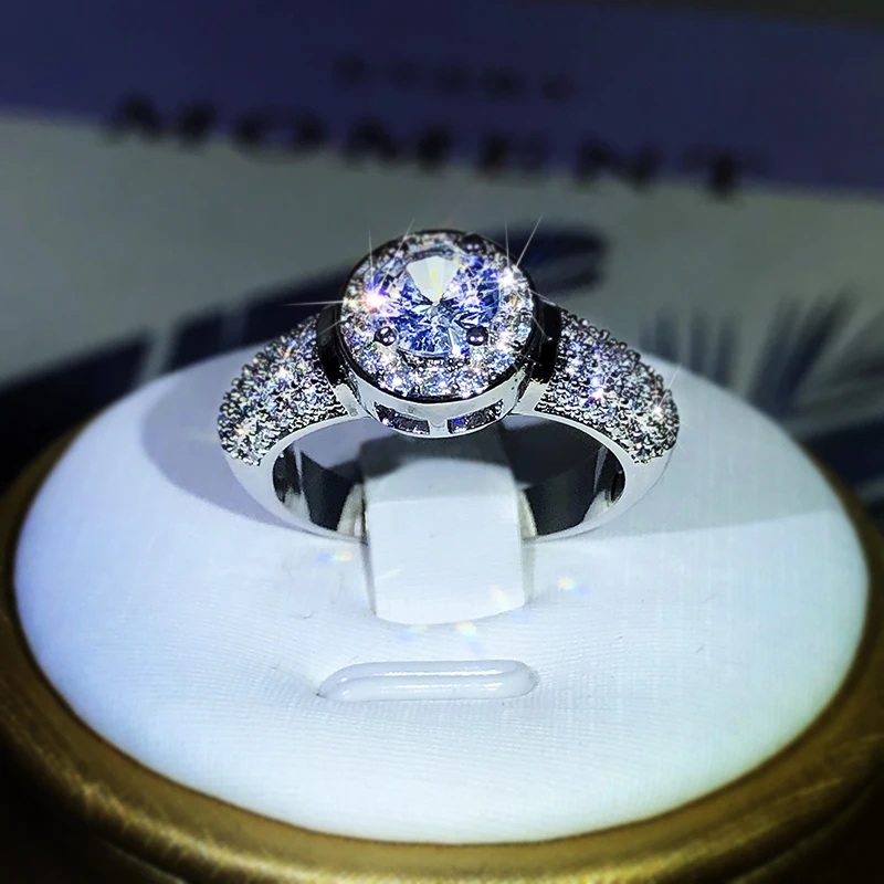 925 Silver Classic Gypsophila Inlaid With Large Zircon White Crystal Ring For Women Party Wedding Engagement Cubic Zirconia Ring