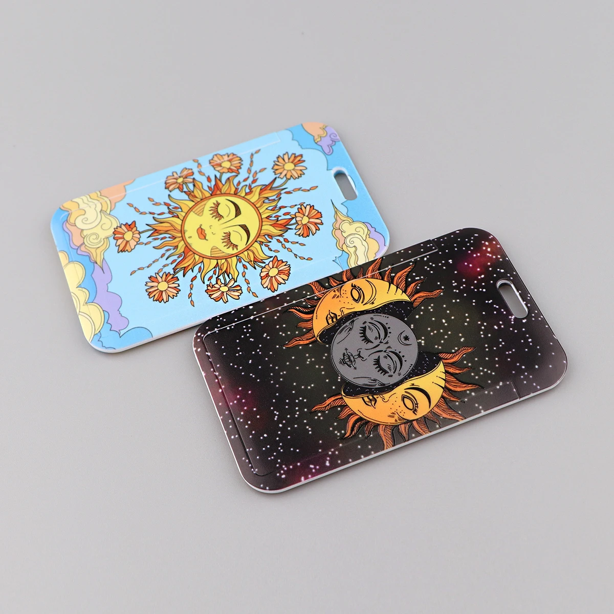 Ransitute R2547 Sun And Moon Fashion Lanyards ID Badge Holder Bus Pass Case Cover Slip Bank Credit Card Holder Strap Cardholder