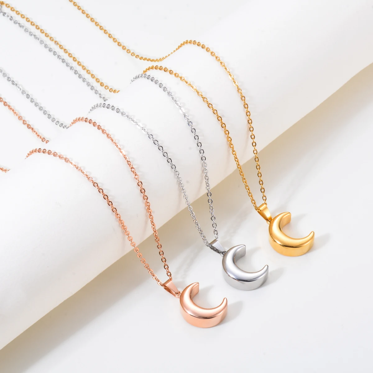 Smooth Moon Urn Necklaces Hold Human Pet Ashes Stainless Steel Memorial Pendent for Women Men Cremation Jewelry