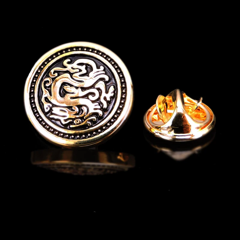 Fashion Brooch Golden Anchor Crown Saxophone Music Wing Horn Stars Golf For Men's Suit Collar Lapel Brooches Pin Party Jewelry