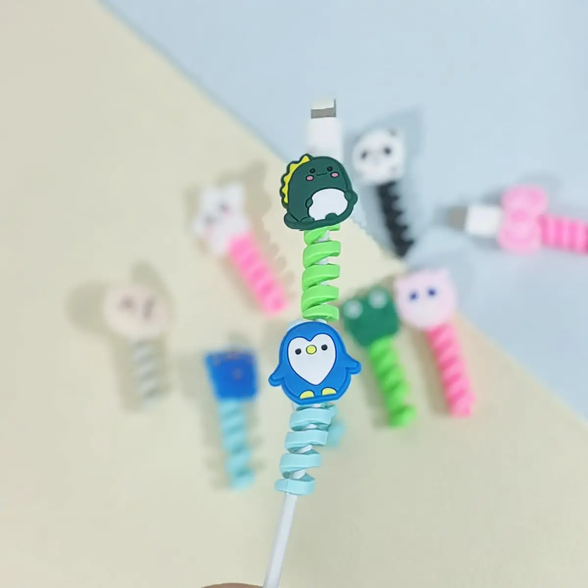 8 PCS Cartoon Silicone Charger Cable Protectors Mobile Phone Charger End Cord Charging Cable Winder