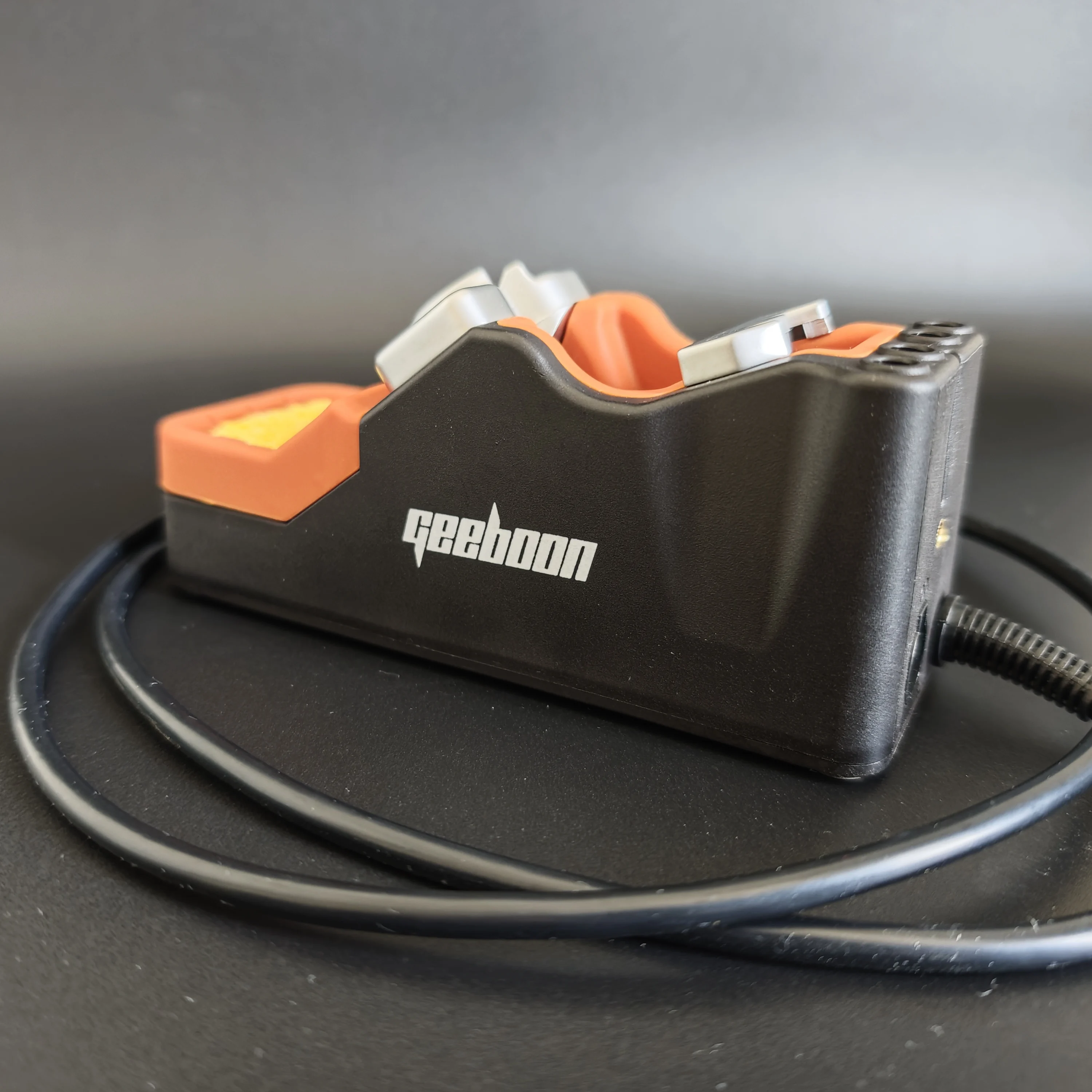 GEEBOON 220W TC22 soldering station compatible with 115/210/245/T12 soldering tip color curve display soldering rework station