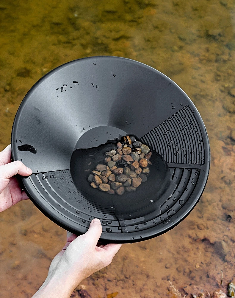 Gold Pan with Riffle Design Durable Prospecting Tool for Gold Mining Metal Detect Efficient Outdoor Wash Gold Panning Equipment