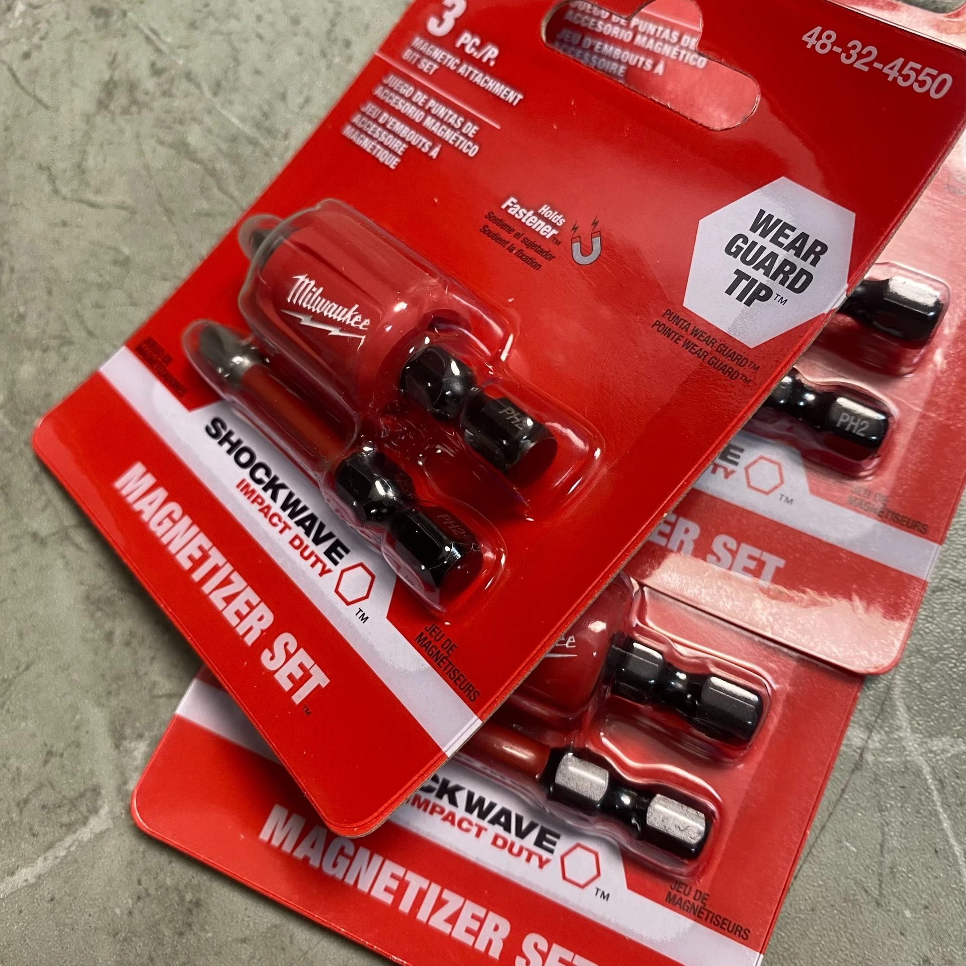 Milwaukee 48-32-4550 3PC SHOCKWAVE Impact Duty Magnetic Attachment & PH2 Bit Set Professional Power Tool Accessories
