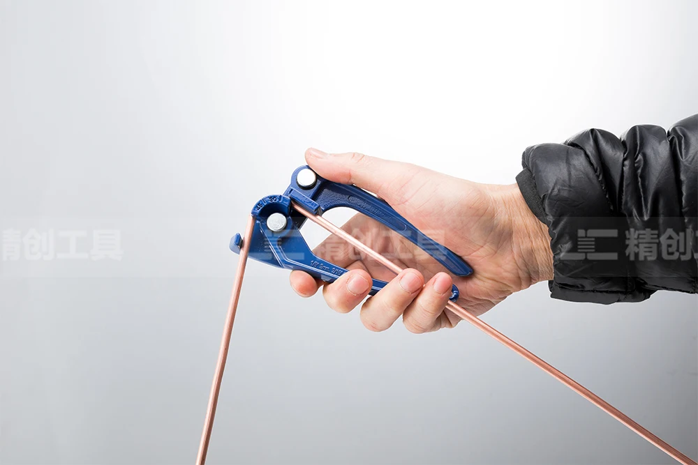 Copper Tube Bender, Tubing Bender 90°,Fuel Brake Pipe Bender Hand Tool 1/4“ 3/16” 1/8“ ,3 In 1 Pipe Tubing Bender