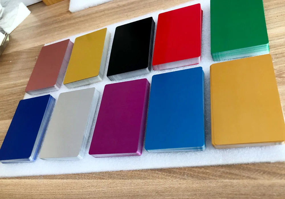 50Pcs Color Metal Business Cards 0.2mm and 0.4mm Thick Engraving DIY Card Office Supplies Aluminum Blank Laser CNC Engraved Card