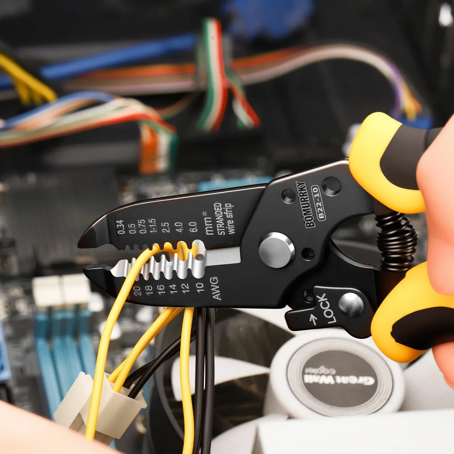Multifunctional Wire Stripping Pliers Cable Shearing and Crimper Stripping Manual Electrician's Tools
