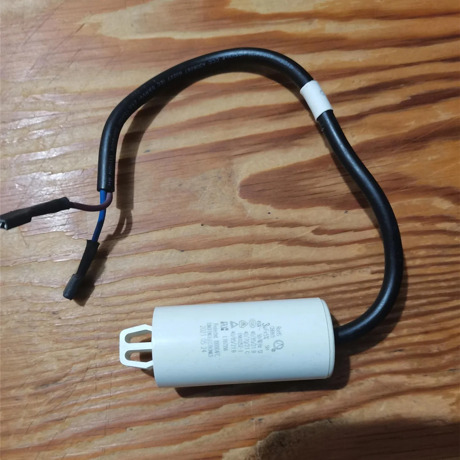 Refrigerator Starter/ 400-450V 2.5/ 3/ 4/ 5UF Capacitor for Haier/ Frestec Compressor Replace Overload Overheat Protector Relay