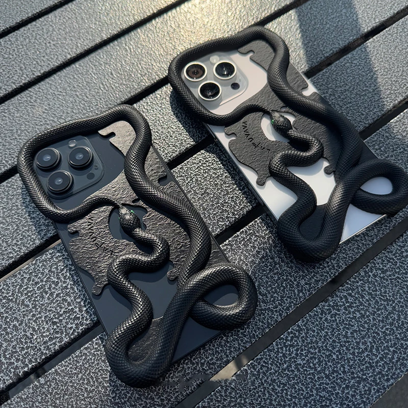 Cool 3D Snake Printed Mobile Phone Case, Fashionable 3D Snake Phone Case - Bold and Trendy Phone Case for iPhone 14 Pro