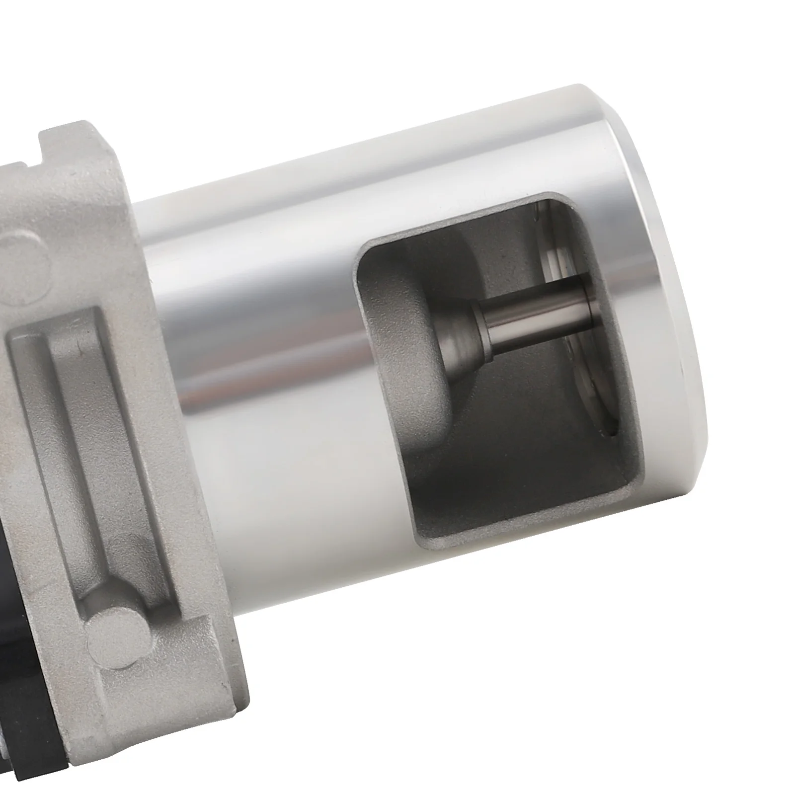 EGR Valve For Opel Vauxhall Astra Insignia Meriva Mokka 1.6 CDTI 55570005 95530760