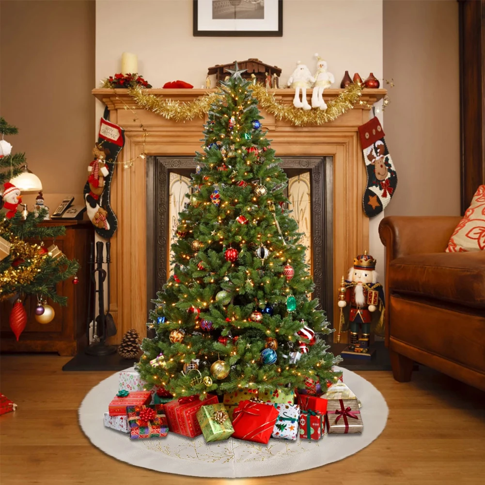 Voltsify Hot Stamping Golden Twig Plush Christmas Tree Skirt