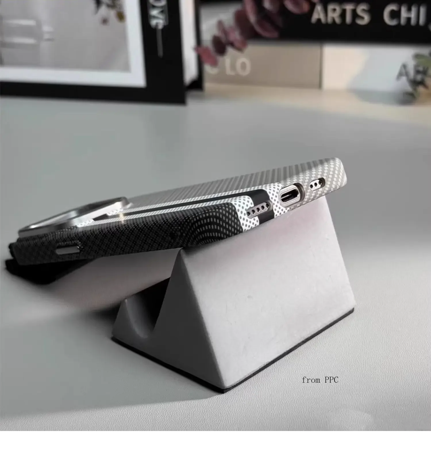 Carbon Fibre Magnetic Phone Case 16 Cover for iPhone 15 14 Pro Max Wireless Charging MagSafe Shell Alloy Camera Ring Armor Funda