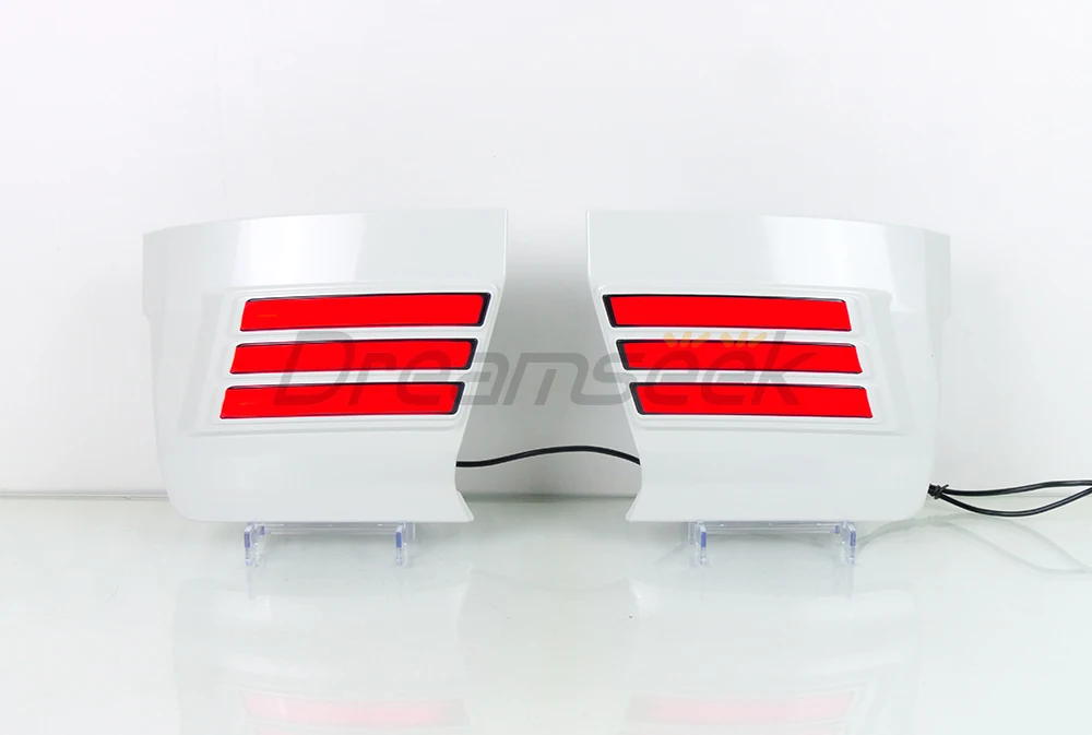 Pair LED Rear Bumper Brake Tail Light for Toyota Land Cruiser Prado LC250 J250 2024+ Reflector Lamp with Dynamic Sequential Turn