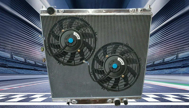 For 1998-2004 Ford F150 F250 F350 Super Duty 5.4L AT Radiator Aluminum+fan 2170