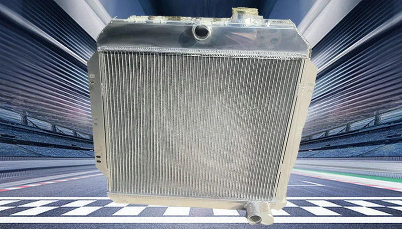 Aluminum radiator + fan For Chevy / GM Pickup Truck Manual MT 1960-1962 60 61 62 1960 1961 1962