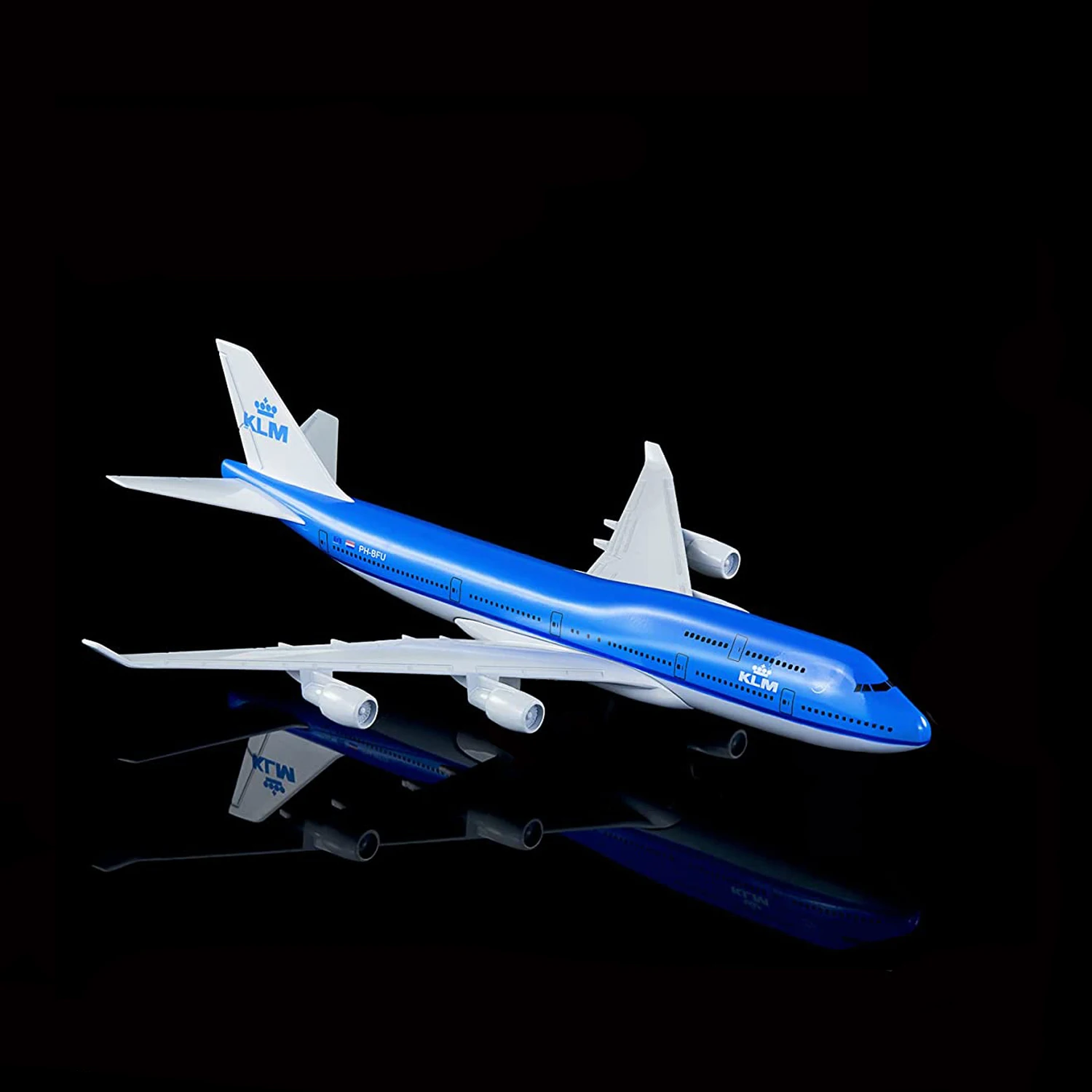 Realistic 16cm Dutch Airlines KLM B747 Airplane Model 1/400 Scale Plane Souvenir Home Bar Coffee Hall Decoration Kids Gift Toys