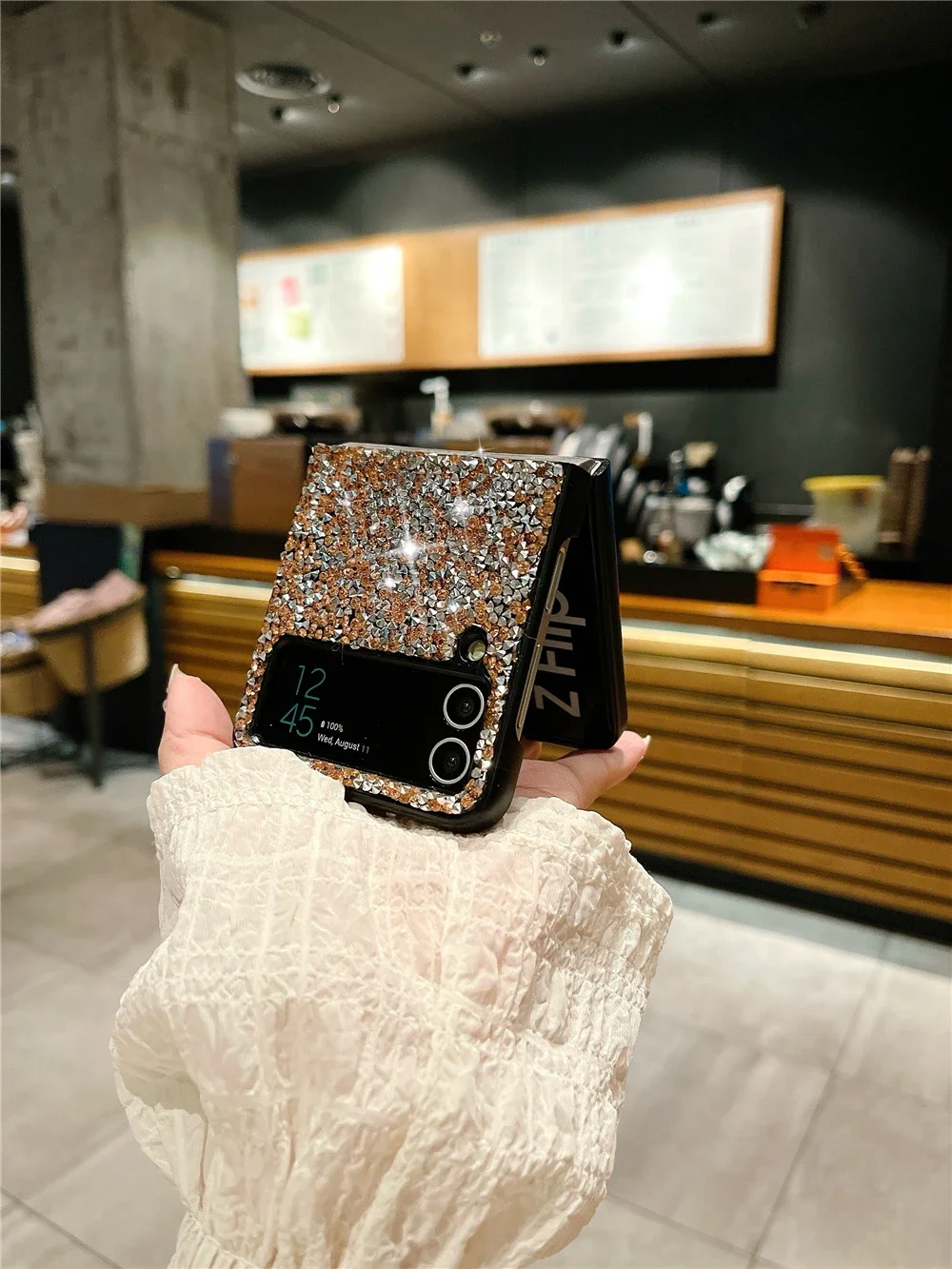 Luxury Sparkling Diamond Rhinestones Phone Case For Samsung Galaxy Z Flip 6 5 4 3 5G Ultra Thin Shockproof Protection Soft Cover