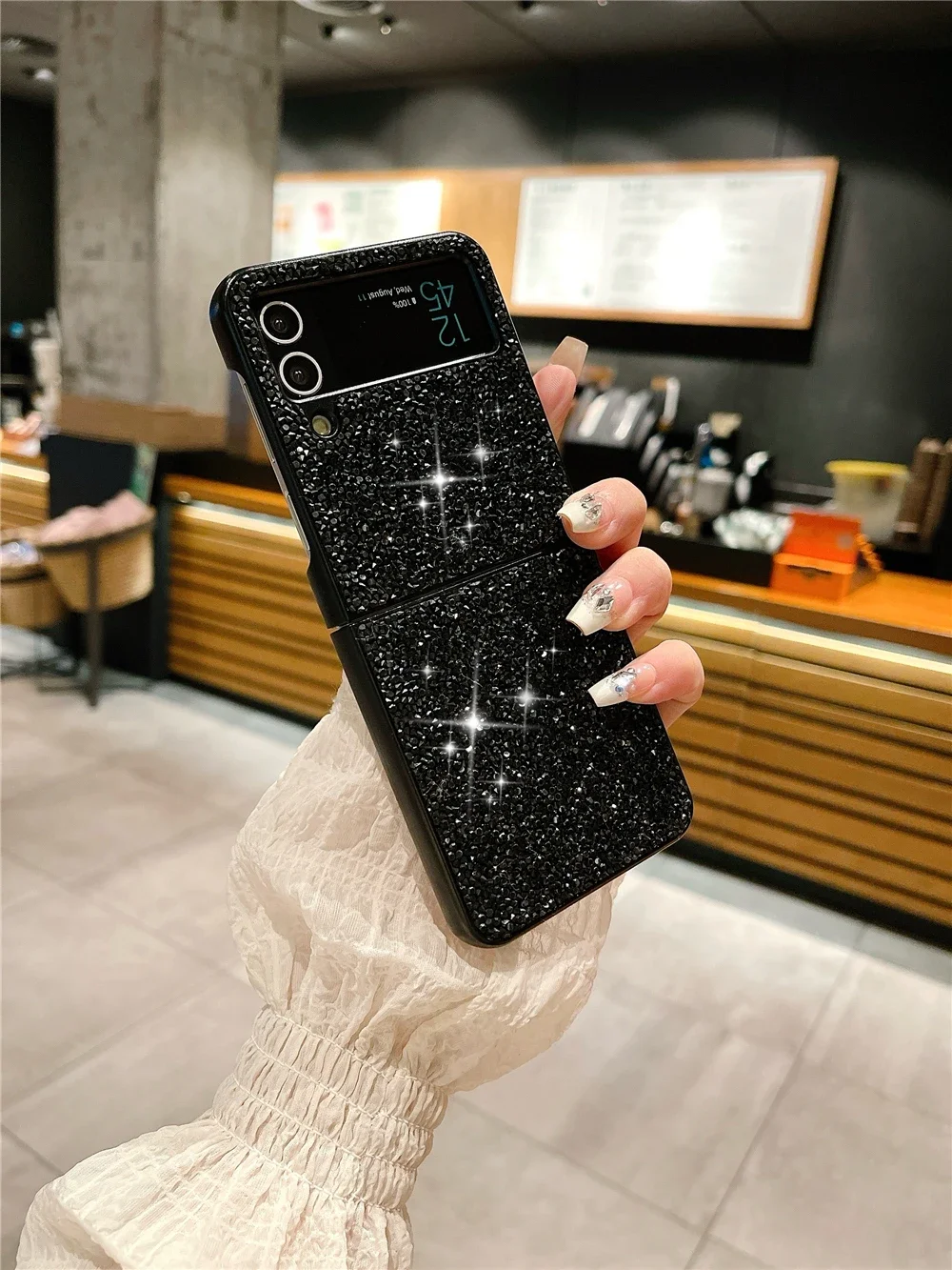 Luxury Sparkling Diamond Rhinestones Phone Case For Samsung Galaxy Z Flip 6 5 4 3 5G Ultra Thin Shockproof Protection Soft Cover