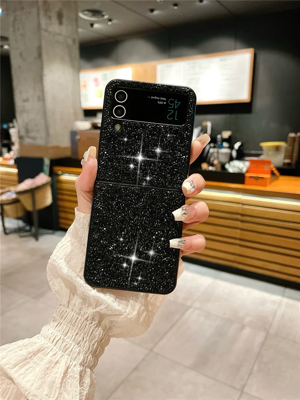 Luxury Sparkling Diamond Rhinestones Phone Case For Samsung Galaxy Z Flip 6 5 4 3 5G Ultra Thin Shockproof Protection Soft Cover