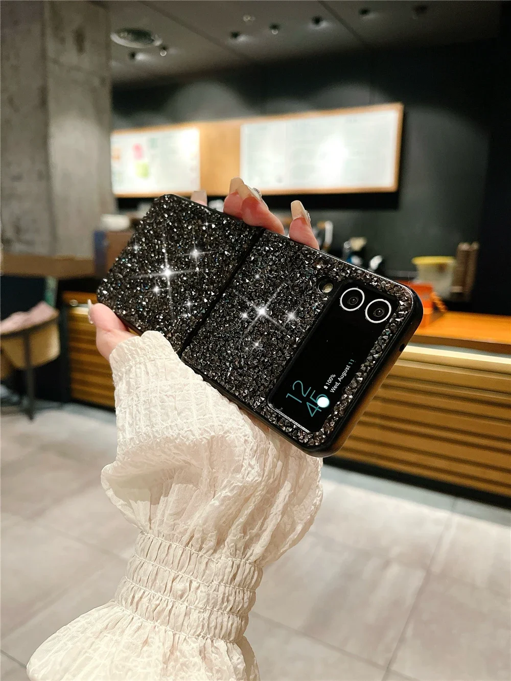 Luxury Sparkling Diamond Rhinestones Phone Case For Samsung Galaxy Z Flip 6 5 4 3 5G Ultra Thin Shockproof Protection Soft Cover