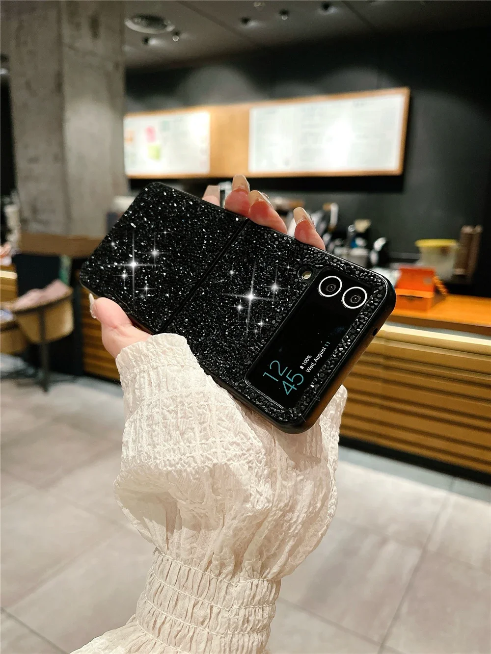 Luxury Sparkling Diamond Rhinestones Phone Case For Samsung Galaxy Z Flip 6 5 4 3 5G Ultra Thin Shockproof Protection Soft Cover