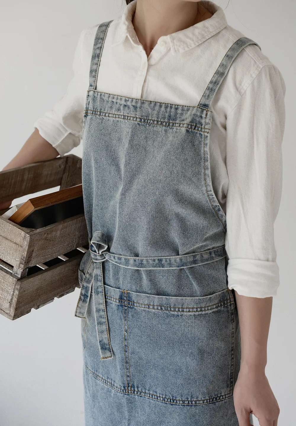 Denim Apron Cotton Korean Canvas Antifouling Home Cleaning Kitchen Cooking Work Clothes Barber Apron Leisure Gardening Baking